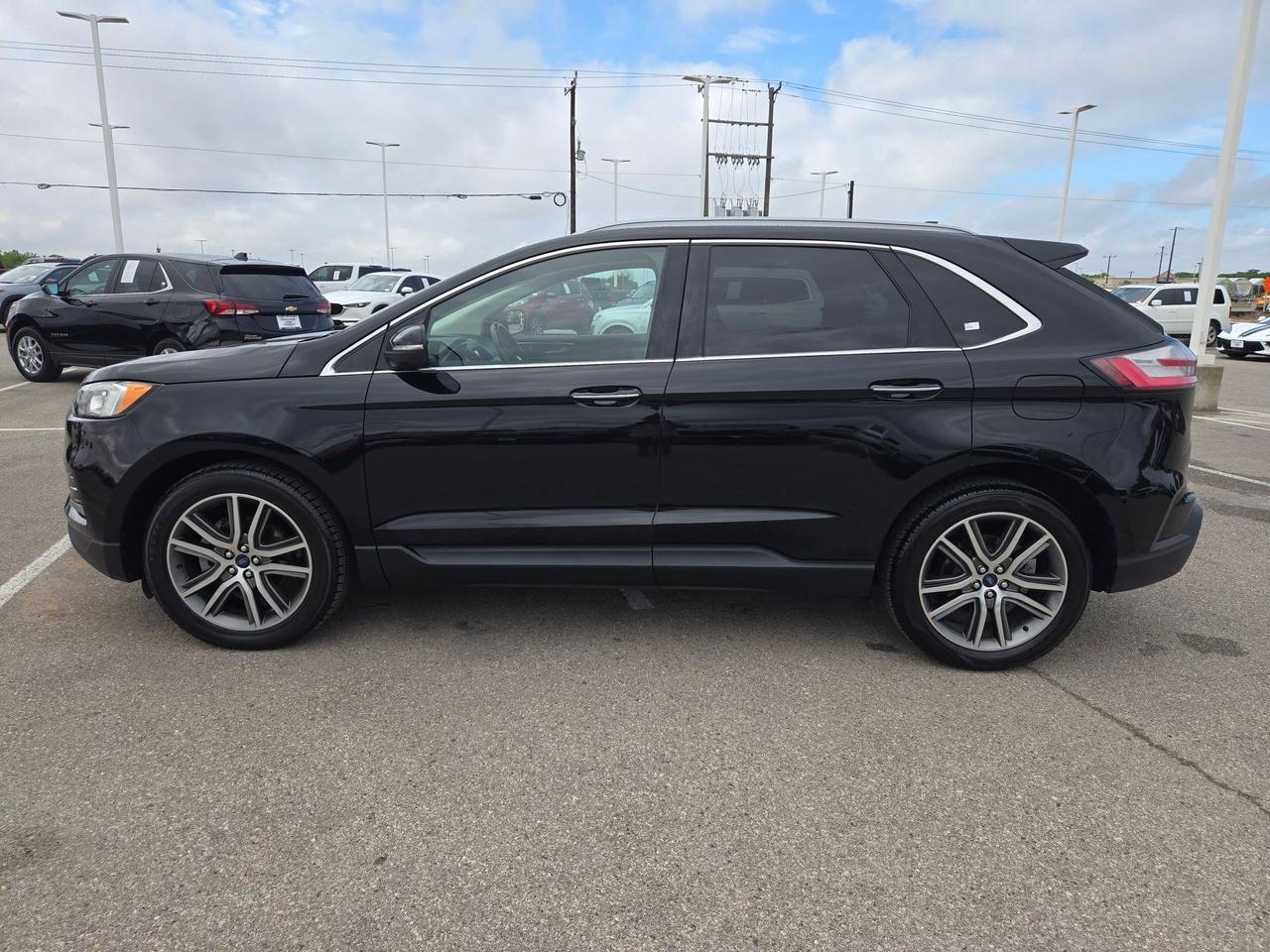 2020 Ford Edge Titanium Castroville TX