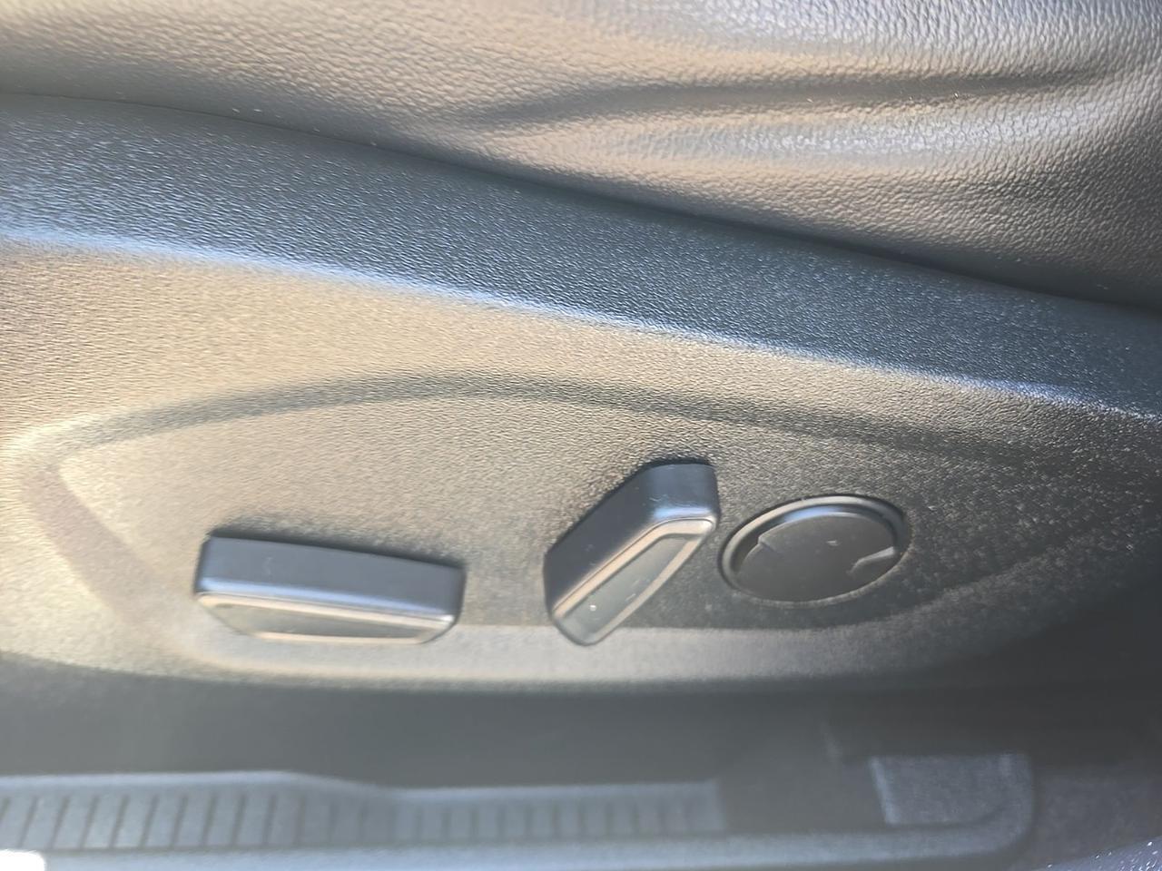 2020 Ford Edge Titanium West Burlington IA
