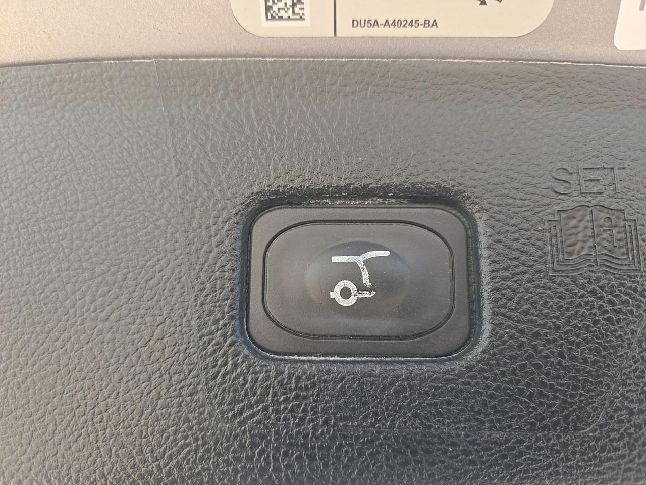 2020 Ford Edge Titanium West Burlington IA
