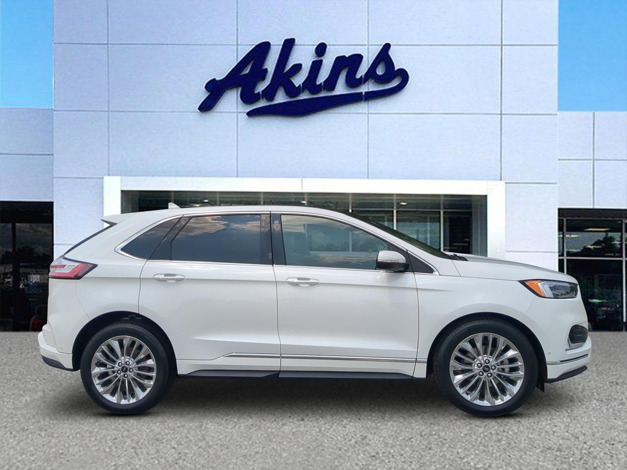 2020 Ford Edge Titanium