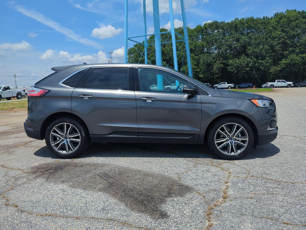 2020 Ford Edge Titanium