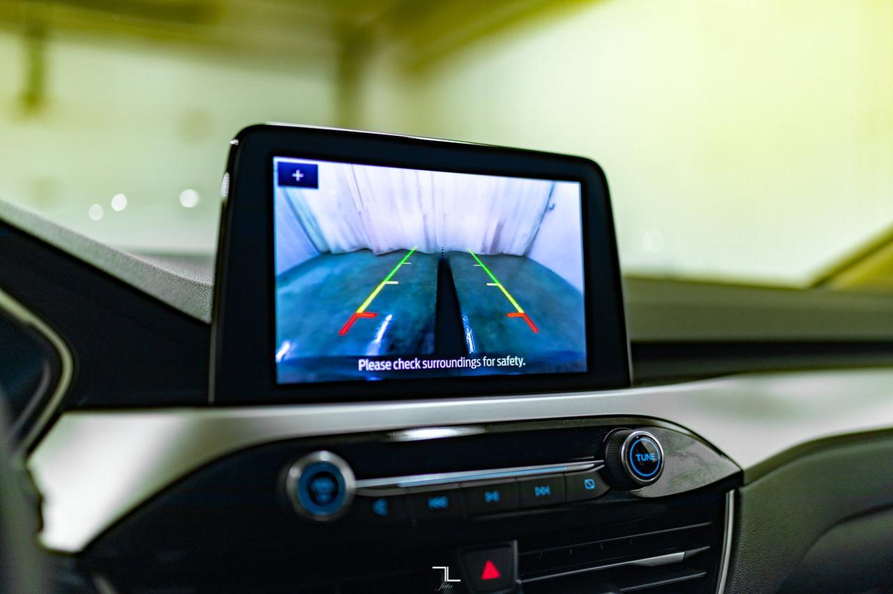 2020 Ford Escape AWD SE BCam Red Deer AB