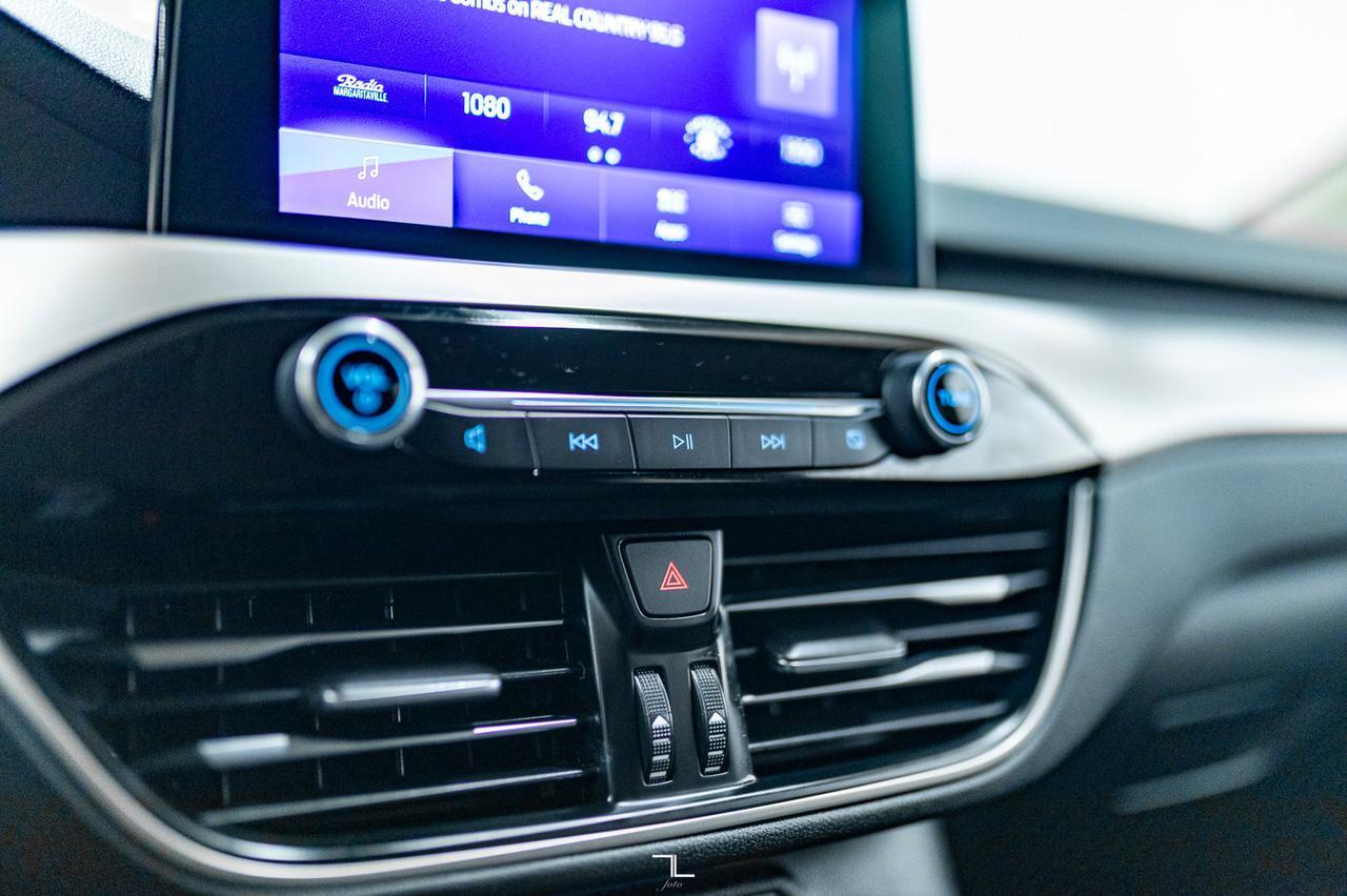 2020 Ford Escape AWD SE BCam Red Deer AB