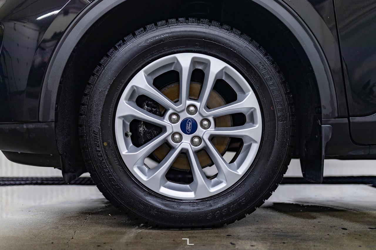 2020 Ford Escape AWD SE BCam Red Deer AB