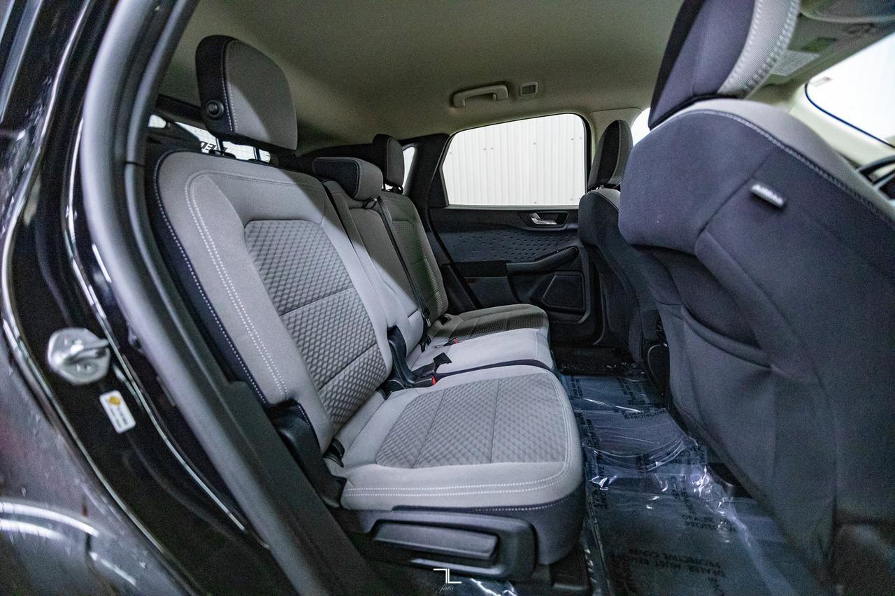 2020 Ford Escape AWD SE BCam Red Deer AB