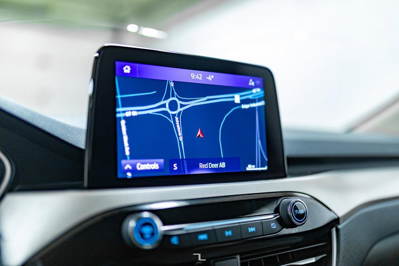 2020 Ford Escape AWD SE Nav BCam Red Deer AB