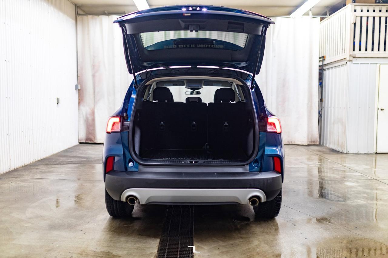 2020 Ford Escape AWD SE Nav BCam Red Deer AB