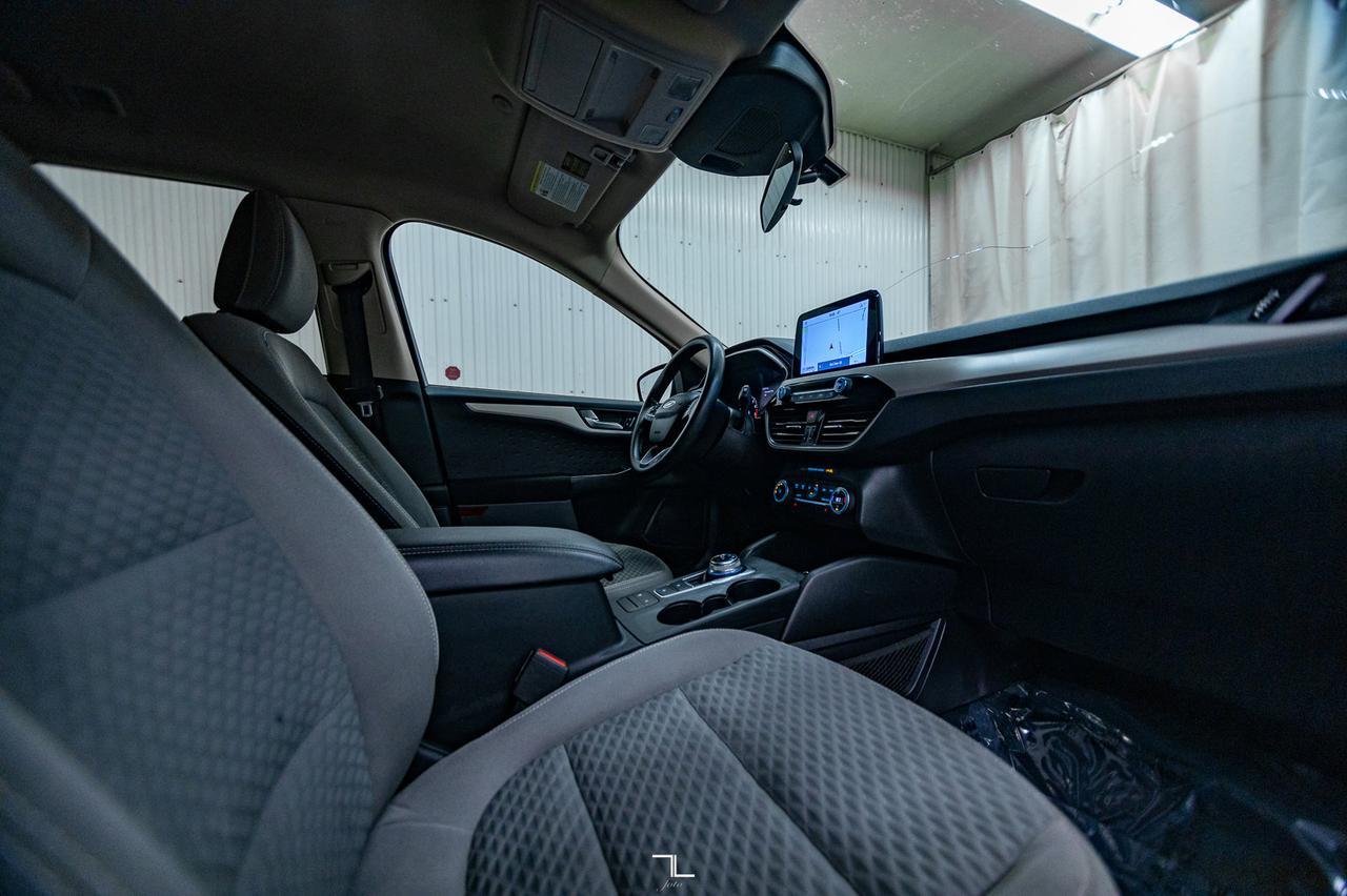 2020 Ford Escape AWD SE Nav BCam Red Deer AB