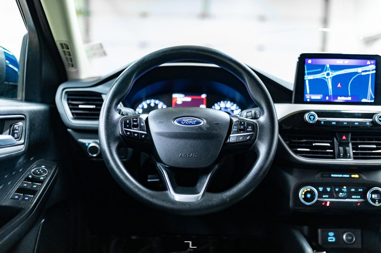 2020 Ford Escape AWD SE Nav BCam Red Deer AB