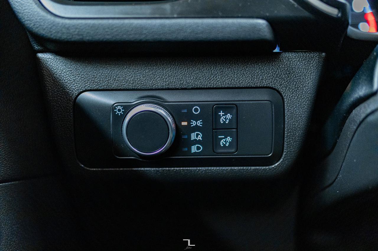 2020 Ford Escape AWD SE Nav BCam Red Deer AB