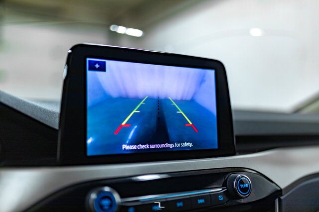 2020 Ford Escape AWD SE Nav BCam Red Deer AB