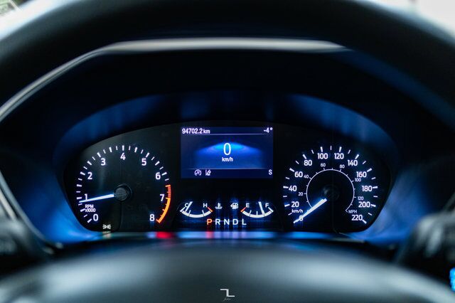 2020 Ford Escape AWD SE Nav BCam Red Deer AB