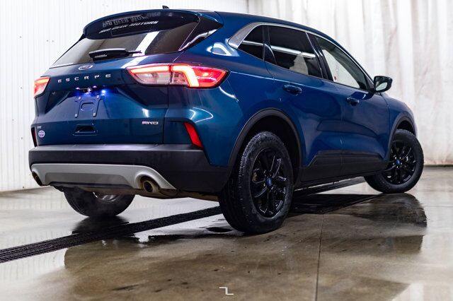 2020 Ford Escape AWD SE Nav BCam Red Deer AB