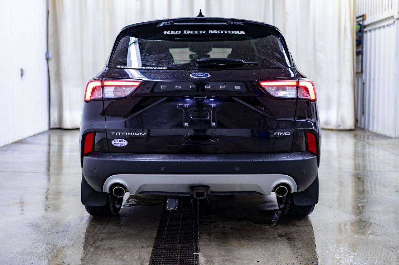 2020 Ford Escape AWD Titanium Leather Roof Nav BCam Red Deer AB
