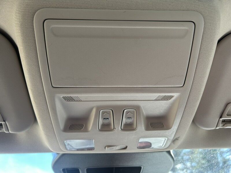 2020 Ford Escape SE - SUNROOF - HEATED SEATS Whitinsville MA