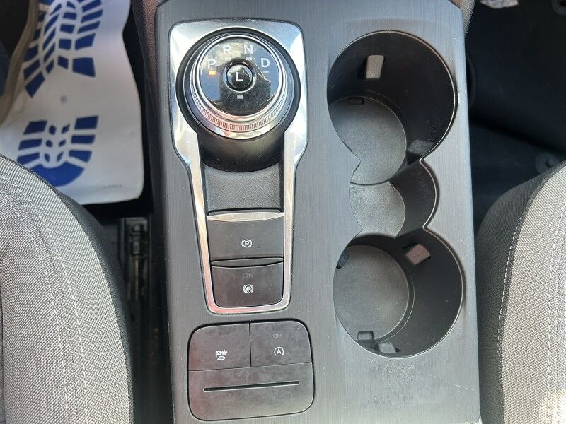 2020 Ford Escape SE - SUNROOF - HEATED SEATS Whitinsville MA