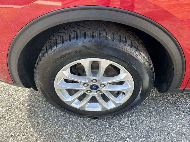 2020 Ford Escape SE - SUNROOF - HEATED SEATS Webster MA