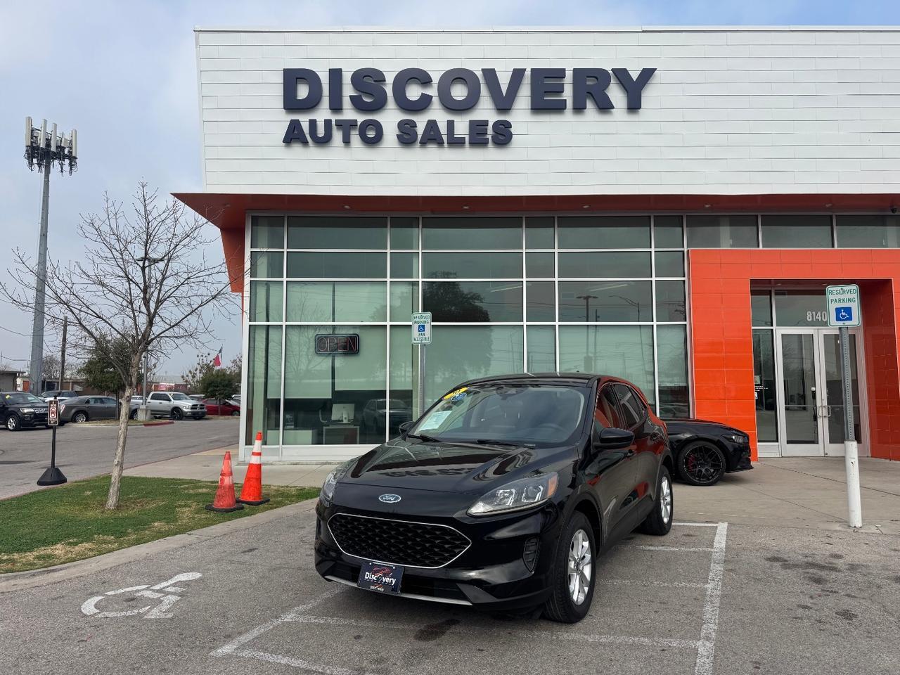2020 Ford Escape SE