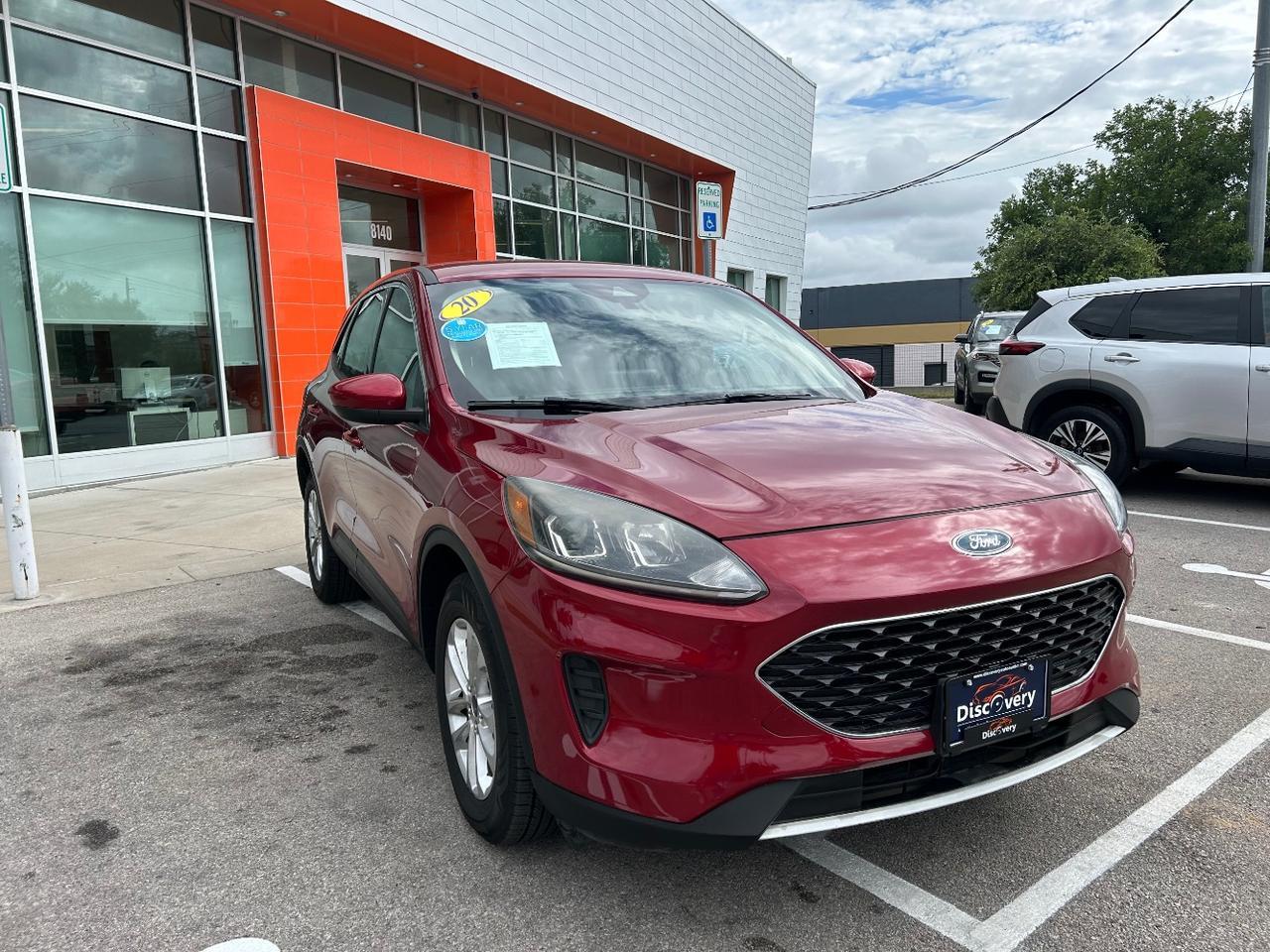2020 Ford Escape SE