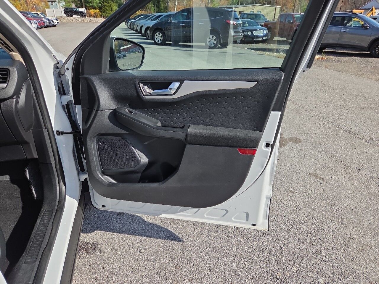 2020 Ford Escape SE Charlton MA