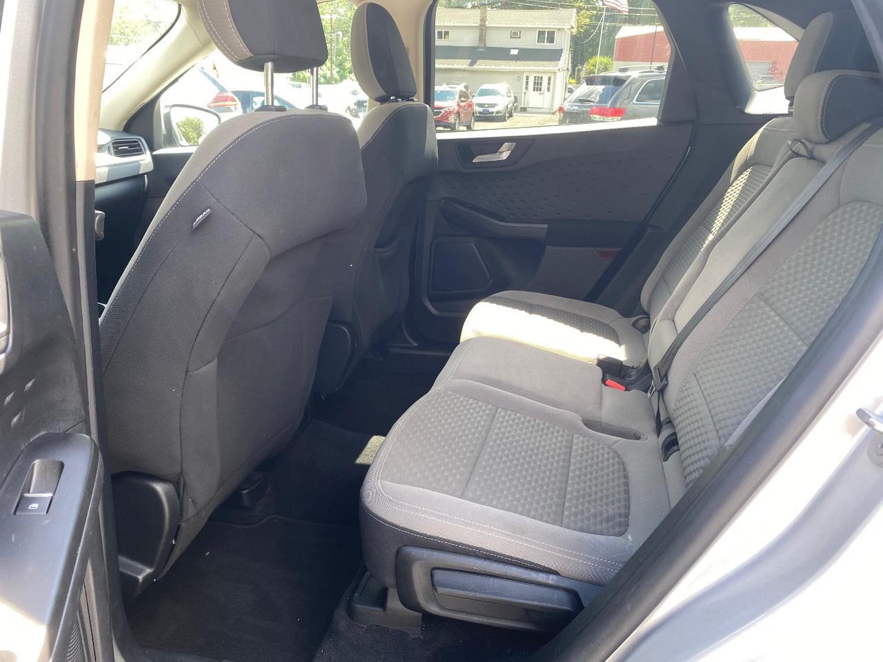 2020 Ford Escape SE Charlton MA