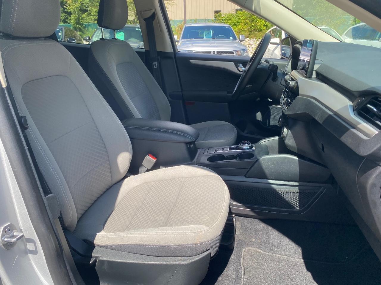 2020 Ford Escape SE Charlton MA