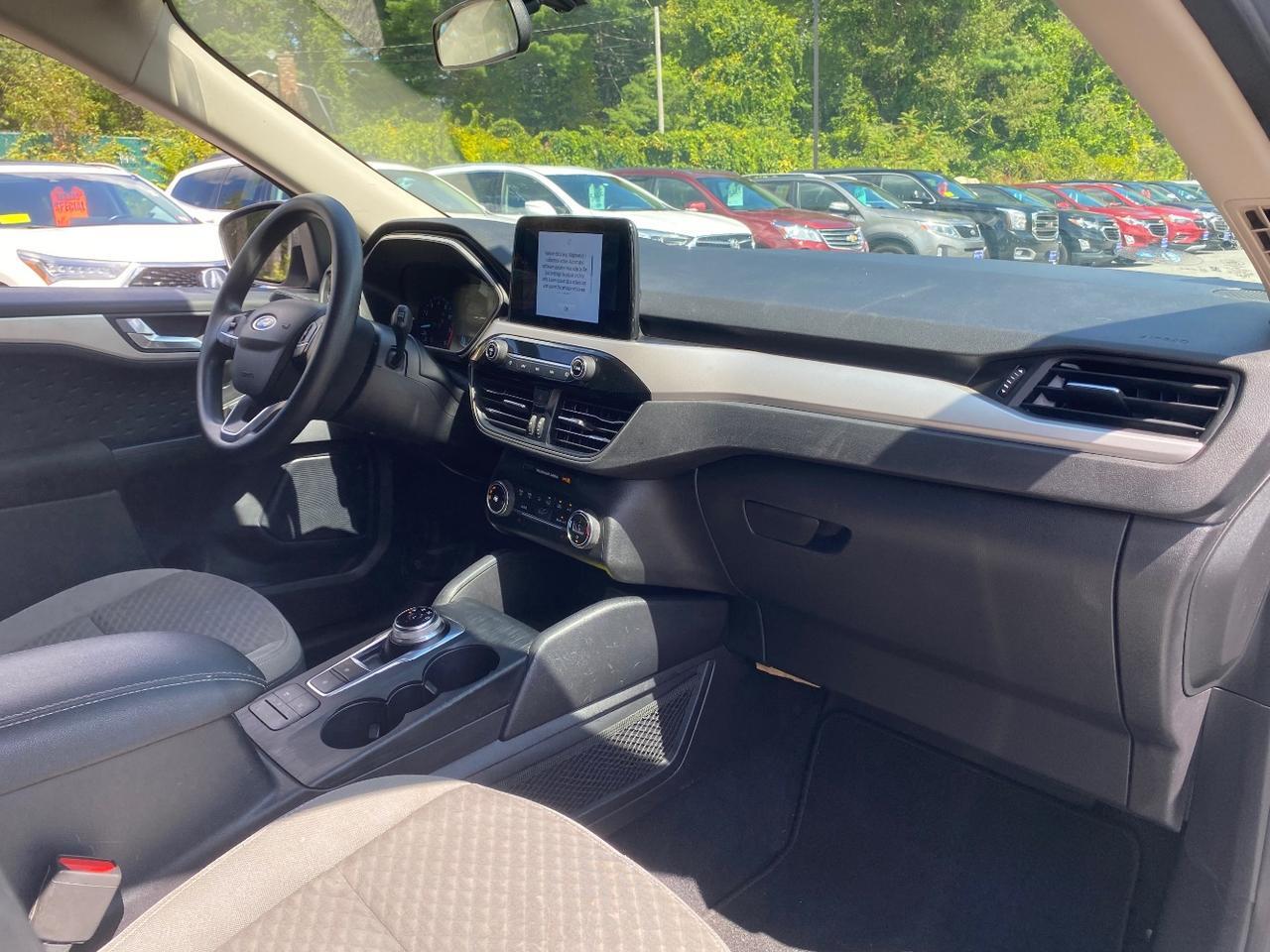 2020 Ford Escape SE Charlton MA