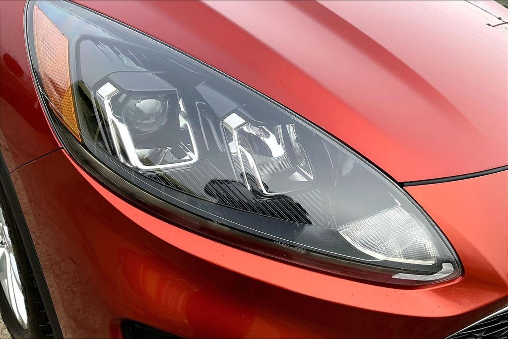 2020 Ford Escape SE OR