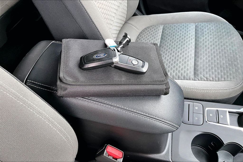 2020 Ford Escape SE OR