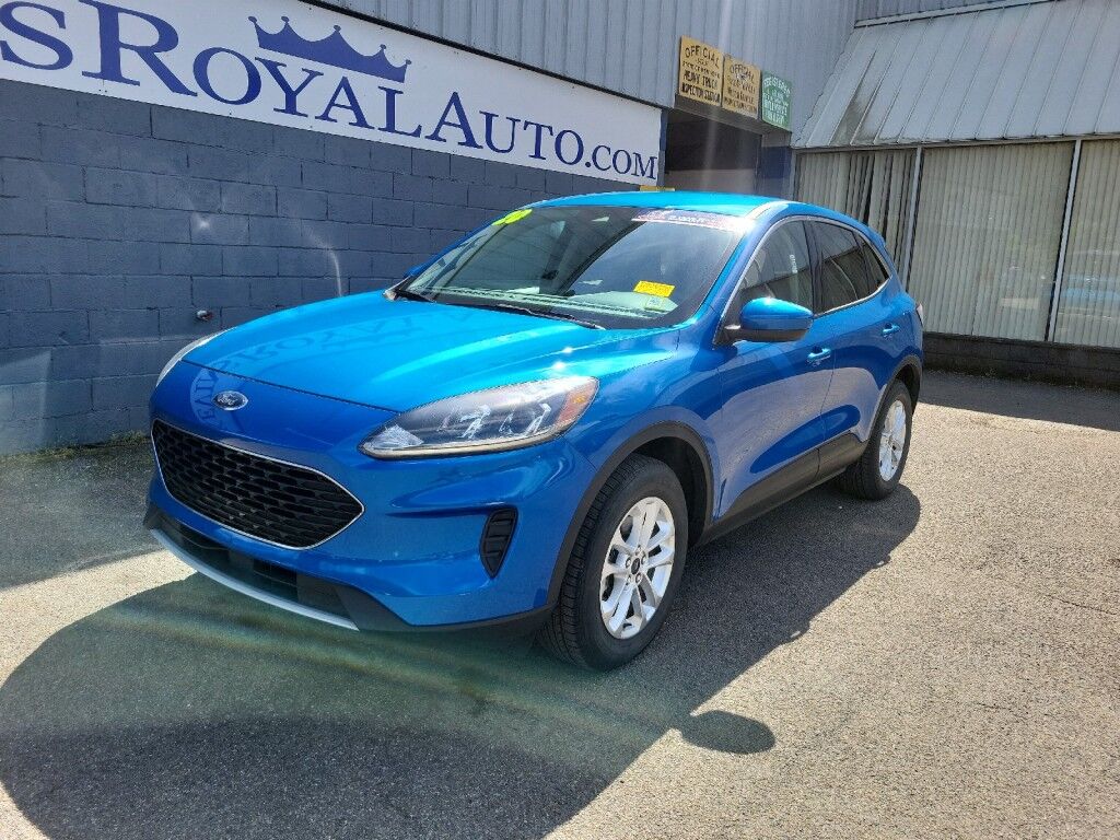 2020 Ford Escape SE