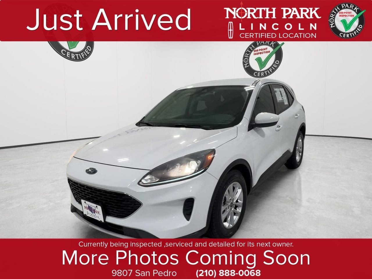 2020 Ford Escape SE