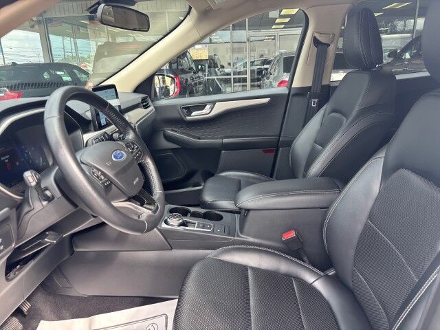 2020 Ford Escape SE Sport Hybrid Cleveland OH