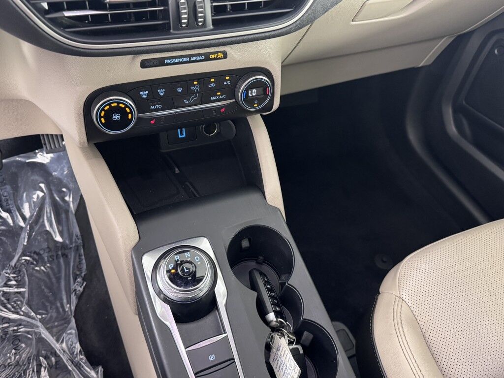 2020 Ford Escape SE Sport Hybrid Premium Package w/Panoramic Roof Maumee OH