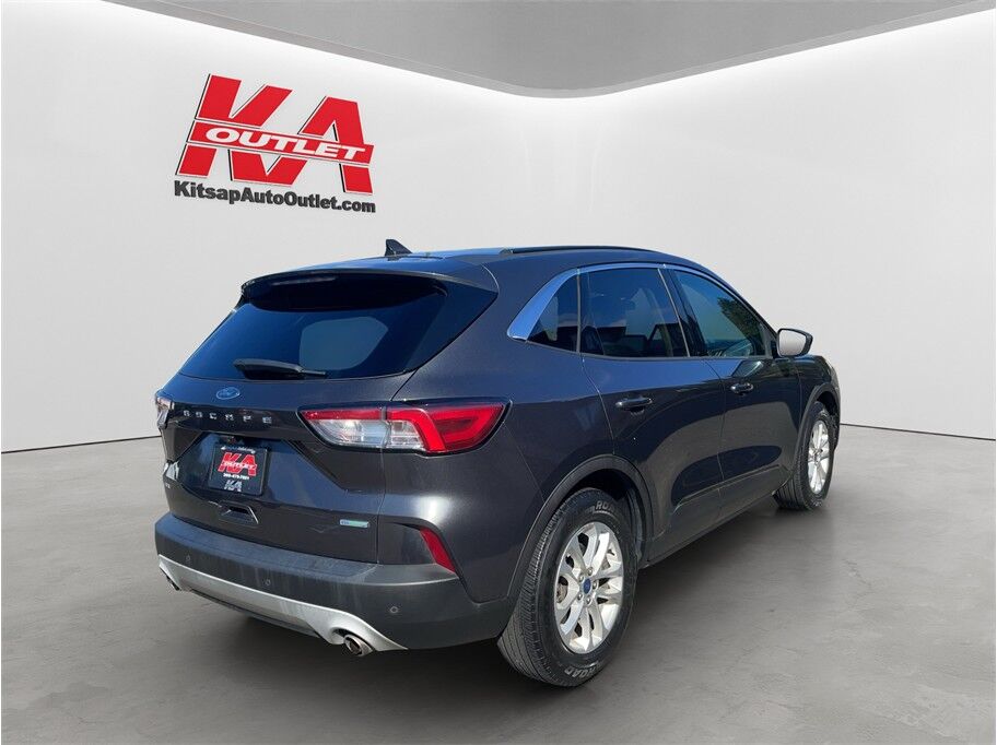 2020 Ford Escape SE Sport Utility 4D
