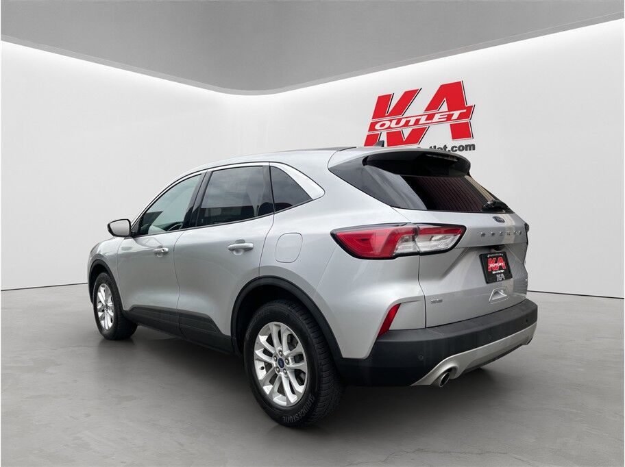 2020 Ford Escape SE Sport Utility 4D