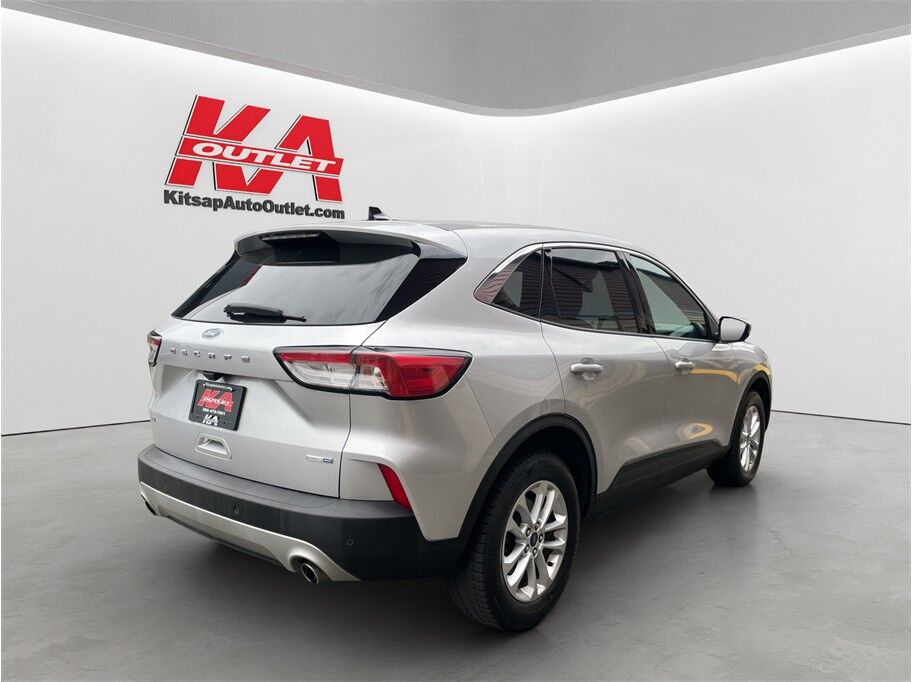 2020 Ford Escape SE Sport Utility 4D