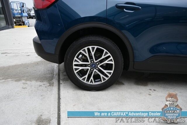 2020 Ford Escape SEL / AWD / Auto Start / Power & Heated Leather Seats / Heated Steering Wheel / NAV / Sunroof / Adaptive Cruise Control / Lane Departure & Blind Spot Alert / Apple CarPlay & Android Auto / Back Up Camera / 1-Owner Anchorage AK