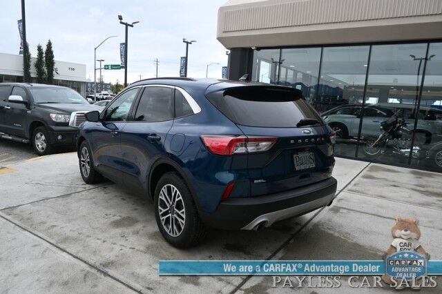 2020 Ford Escape SEL / AWD / Auto Start / Power & Heated Leather Seats / Heated Steering Wheel / NAV / Sunroof / Adaptive Cruise Control / Lane Departure & Blind Spot Alert / Apple CarPlay & Android Auto / Back Up Camera / 1-Owner Anchorage AK