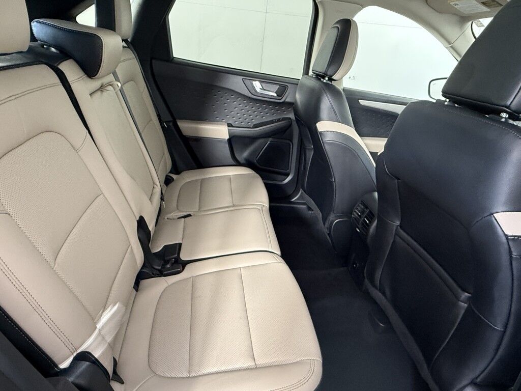 2020 Ford Escape SEL AWD w/Panoramic Roof Maumee OH