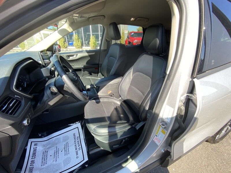 2020 Ford Escape SEL Bristol  PA
