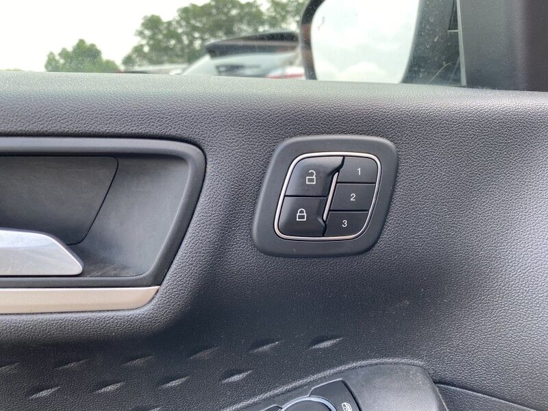 2020 Ford Escape SEL Bristol  PA