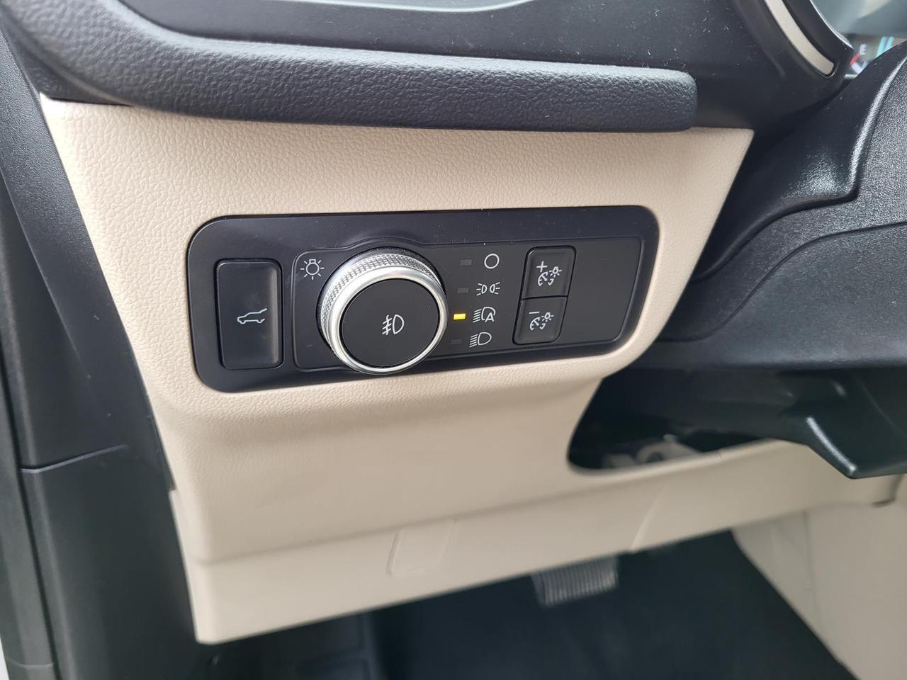 2020 Ford Escape SEL FWD Beeville TX