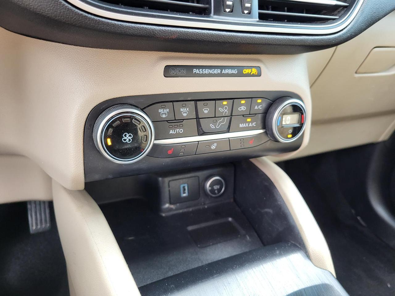 2020 Ford Escape SEL FWD Beeville TX