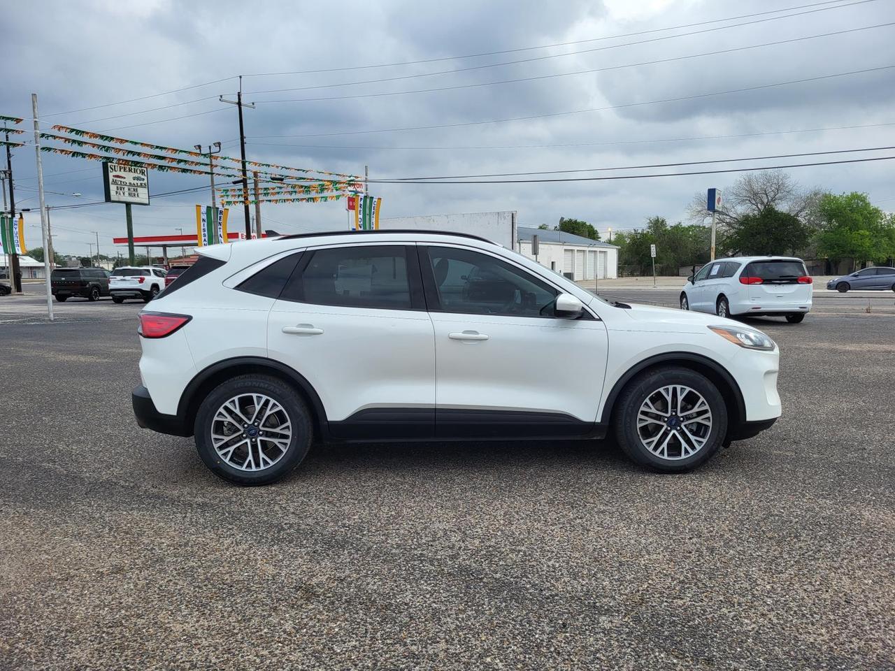 2020 Ford Escape SEL FWD