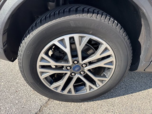 2020 Ford Escape SEL Random Lake WI