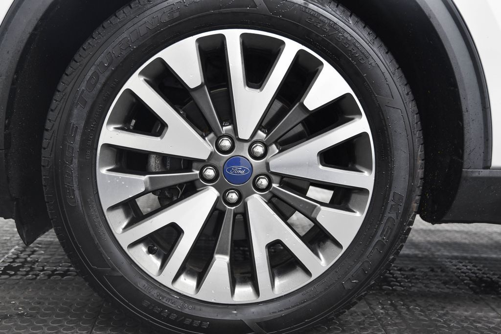 2020 Ford Escape Titanium Akron OH