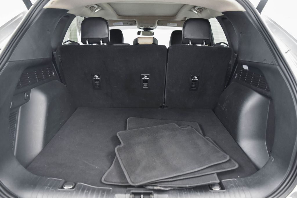 2020 Ford Escape Titanium Akron OH