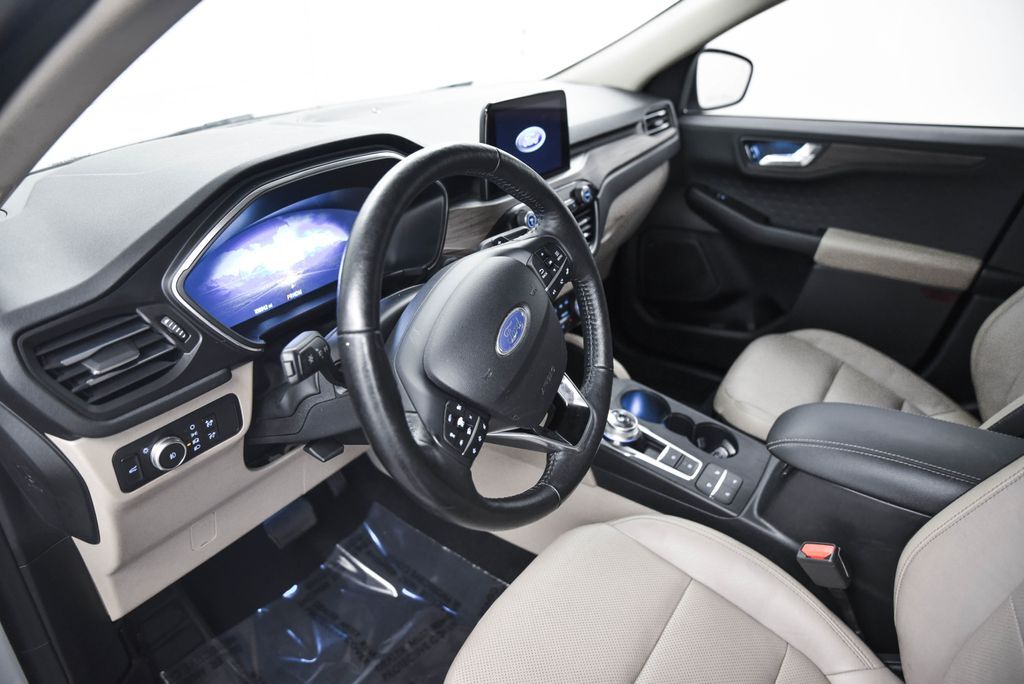 2020 Ford Escape Titanium Akron OH