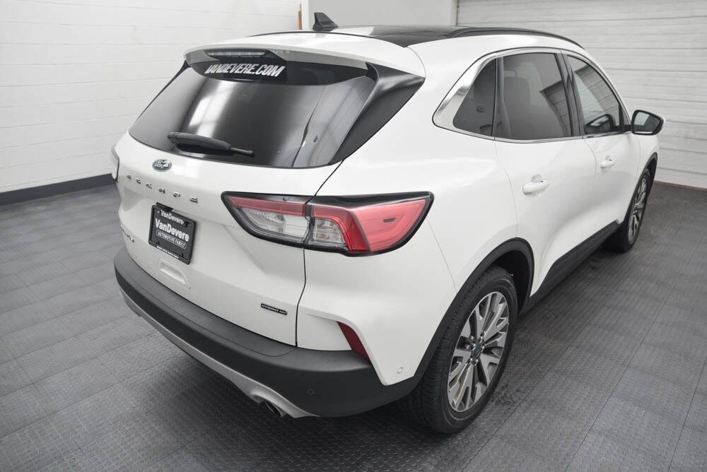 2020 Ford Escape Titanium Hybrid Akron OH