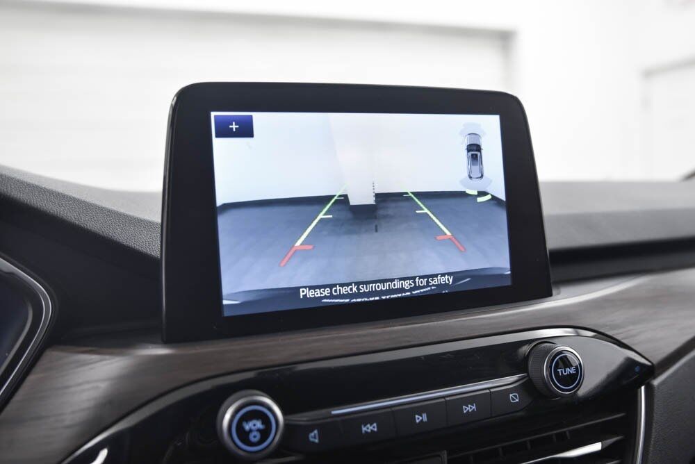 2020 Ford Escape Titanium Hybrid Akron OH